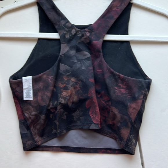 rose purple ATHLETA BUILT IN BRA CROPPED TANK TOP - Picture 2 of 2